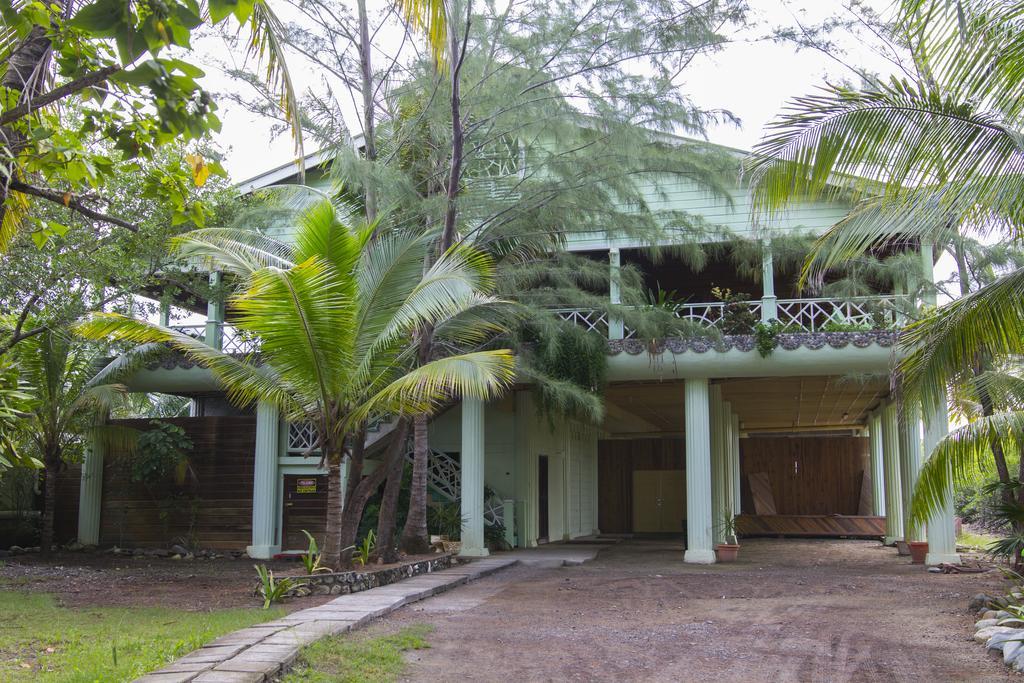 Sea Eye Hotel - Laguna Building Utila Exterior photo