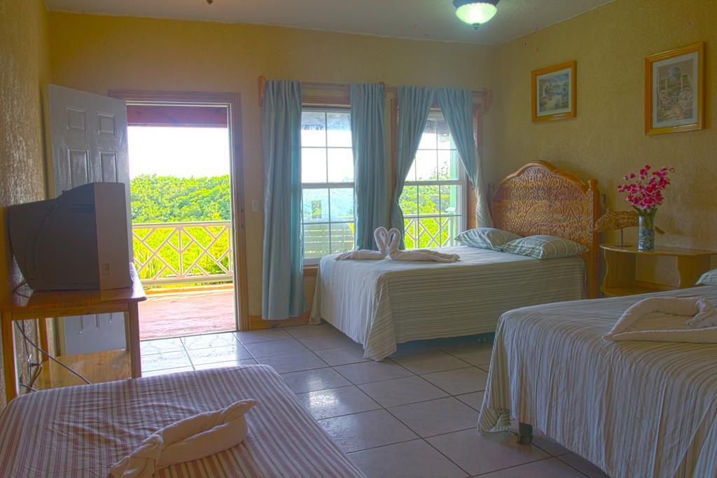 Sea Eye Hotel - Laguna Building Utila Exterior photo